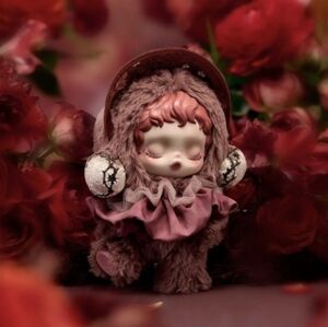 L'impressionisme Skullpanda Plush Blossom